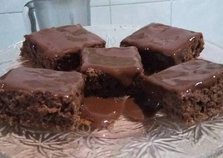 Brownies alias bolu hitam manis (tanpa pengembang)