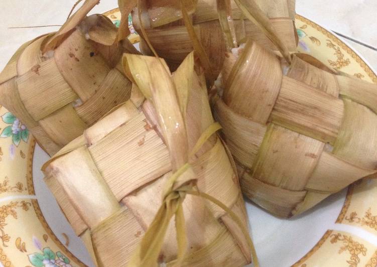 Ketupat sederhana