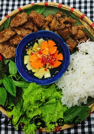Hình của món Bún chả Hà Nội.