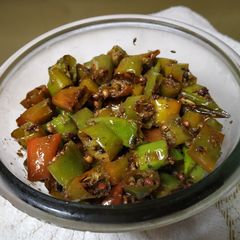 A picture of Instant green chilli pickal.