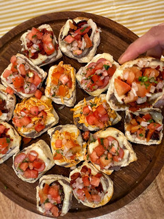 Una foto de Mini molletes mixtos