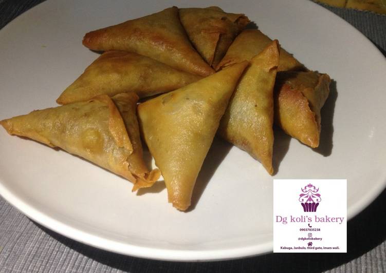 Step-by-Step Guide to Make Homemade Samosa | This is Recipe So Trending You Must Try Now !!