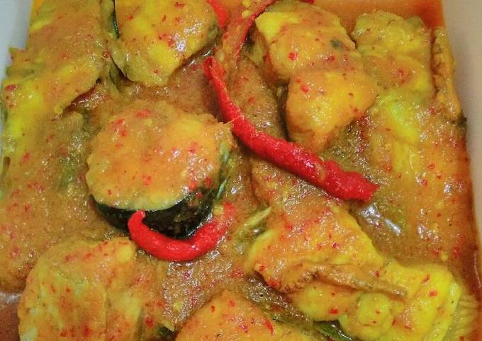 Resep Ikan Patin Bumbu Kuning Oleh Merlyn Ariska Cookpad