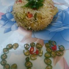 A picture of Vegetable fried rice (omurice).