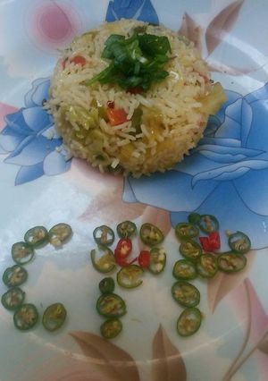 A picture of Vegetable fried rice (omurice).
