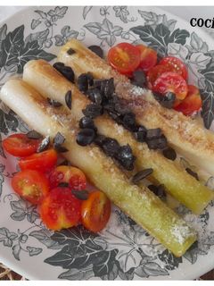 Una foto de Puerros a la plancha con queso