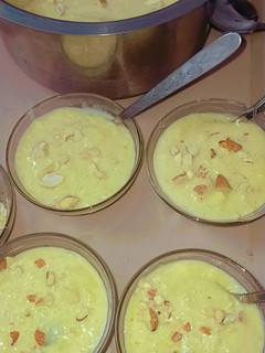 चावल की खीर (Chawal ki kheer recipe in hindi) रेसिपी मुख्य फोटो
