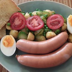 A picture of Sig's Potato, Cucumber and Pea Salad.
