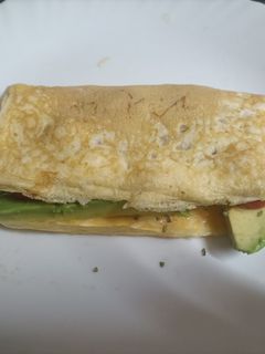 Una foto de Tortilla de aguacate