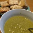 Pea, bacon and chilli soup