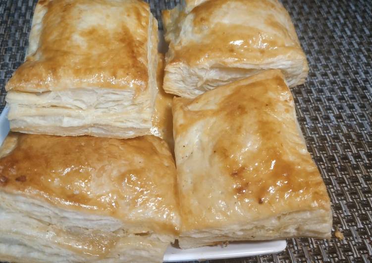 Chicken Pie With Puff Pastry