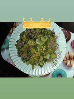 صورة لوصفة خضار بالتونة والذرة المسلوقه للدايت😍