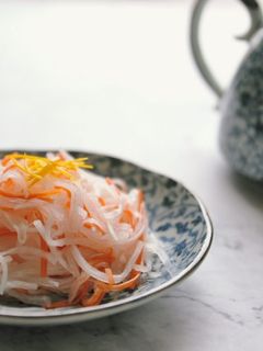 醋漬蘿蔔絲( 紅白なます ) 的食譜成品照片