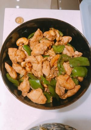 青椒雞丁+堅果 的食譜成品照片