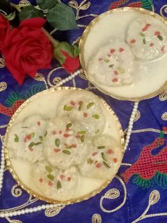 মাওয়া রাবড়ি মালপোয়া(mawa rabri malpua recipe in Bengali) রেসিপির প্রধান ছবি