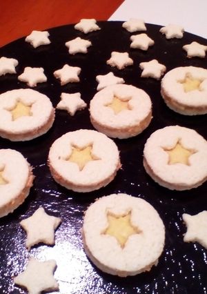 Piña colada linzer (kókuszos-ananászos), gluténmentesen recept fotója