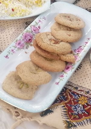 عکسی از دستور شیرینی گردویی با زرده تخم مرغ🍪