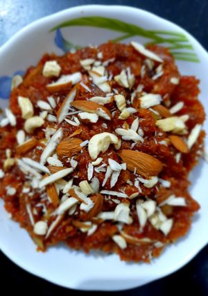 A picture of Gajar ka halwa.