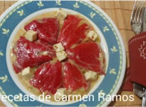 Una foto de Pimientos del piquillo relleno de queso de Cabrales