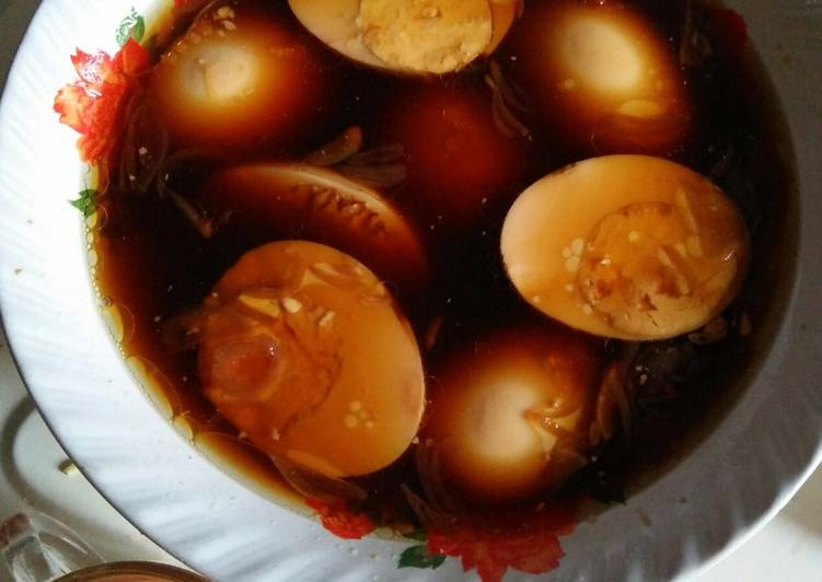 Langkah Mudah untuk Menyiapkan Simple telur rebus kuah kecap Anti Gagal