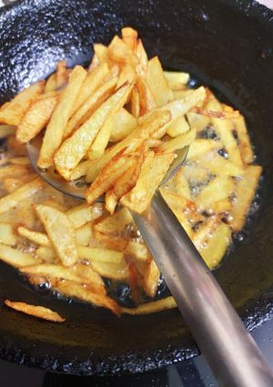A picture of French Fries.