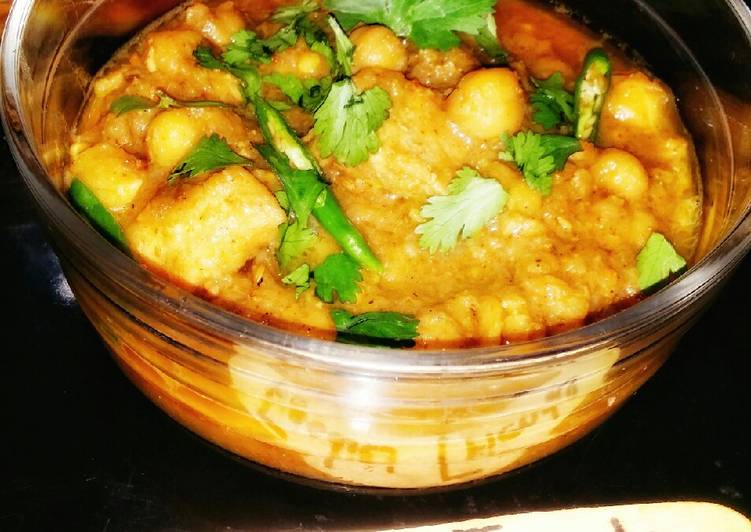 How to Prepare Quick Murgh chole