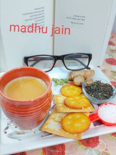 अदरक वाली चाय(adrak kadak chai recipe in hindi) रेसिपी मुख्य फोटो
