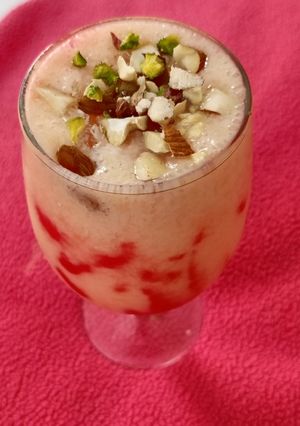 A picture of Papaya smoothie.
