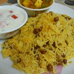 Kala Chana Pulao & Karahi Paneer A picture of Kala Chana Pulao & Karahi Paneer.