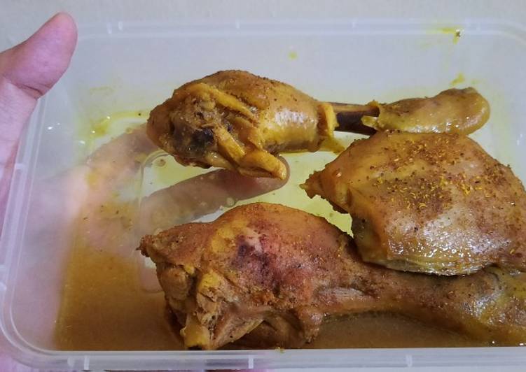 10 Resep: Ayam ungkep (stok tinggal goreng) Kekinian