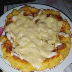 A picture of Pizza Roti Tawar teflon.