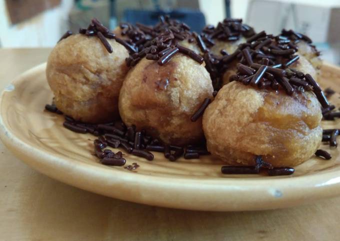 Bola bola ubi (sweet potato's balls) foto resep utama