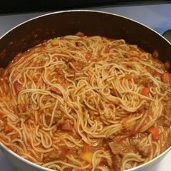 A picture of Spaghetti.. with flare.