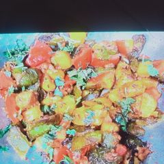 A picture of Instant Capsicum, potatoes & tomatoes for Tiffin.