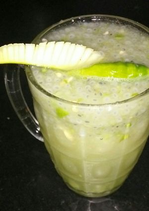A picture of Raw mango kuluki sarbath.