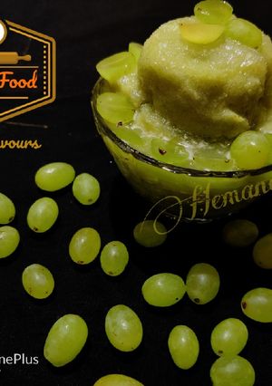 A picture of Green Grapes Shorbet.