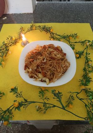 वेज नूडल्स (Veg noodles recipe in hindi) रेसिपी मुख्य फोटो