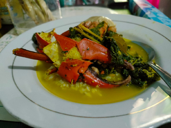 Bagaimana Menyiapkan Kepiting gulai daun singkong yang Enak Banget