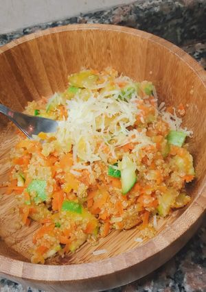 Una foto de Quinoa con zanahoria y zapallito