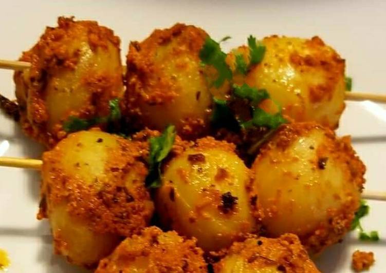 Steps to Make Quick Tandoori Baby Potatoes