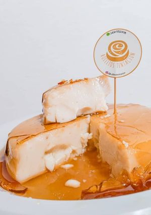 Una foto de Flan Tipo Quesillo, (sin horno) Económico y Fácil