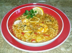 Una foto de Arroz caldoso marinero