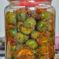 A picture of Gunda Pickle(Gum berry).