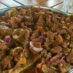 A picture of Fried beef.
