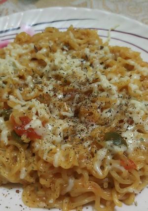 A picture of Cheese capsicum maggi noodles.