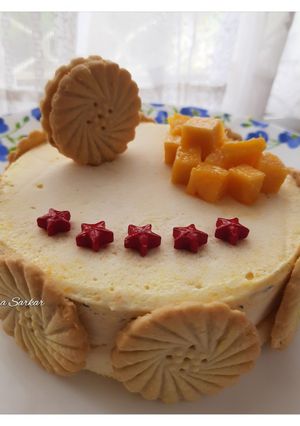 A picture of Mango cream cake.