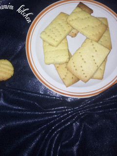 A picture of Short bread biscuit.