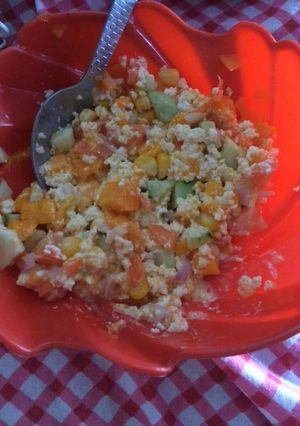 हेल्थी सलाद (Healthy salad recipe in hindi) रेसिपी मुख्य फोटो