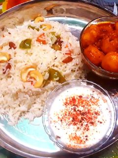 ফ্রায়েড রাইস(fried rice recipe in Bengali) রেসিপির প্রধান ছবি