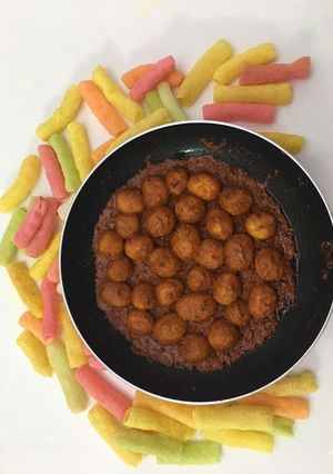 લસણીયા ભૂંગળા બટાકા(Lasaniya Bhungra Bataka Recipe In Gujarati) રેસીપી મુખ્ય ફોટો
